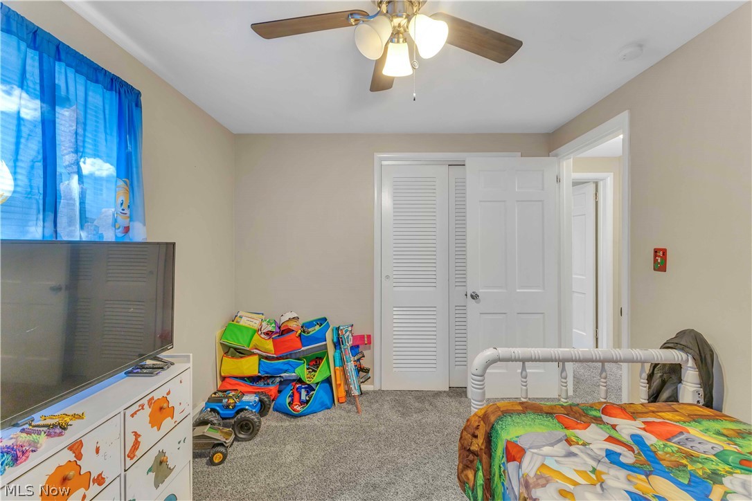 4905 Madison Avenue Sheffield Lake OH 44054