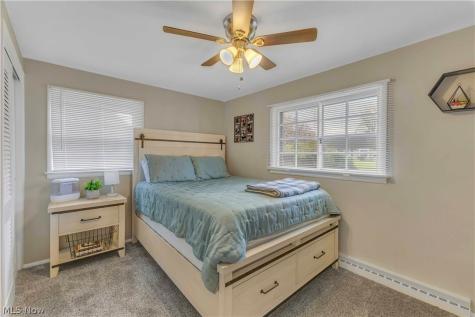 4905 Madison Avenue Sheffield Lake OH 44054