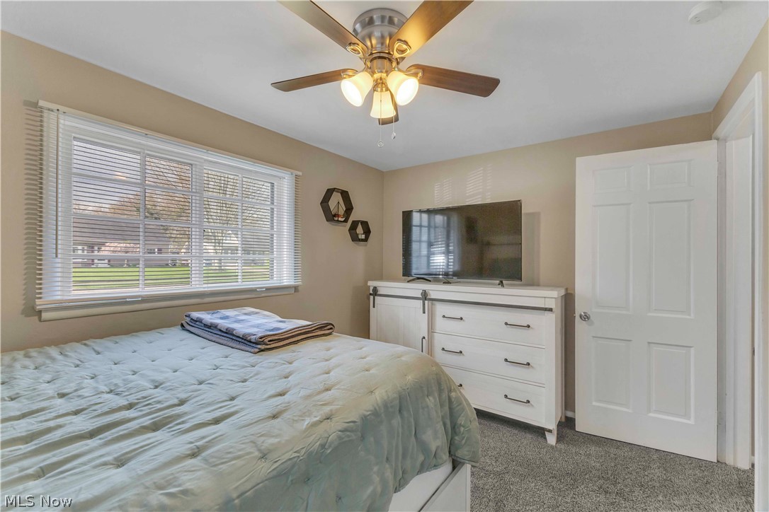 4905 Madison Avenue Sheffield Lake OH 44054