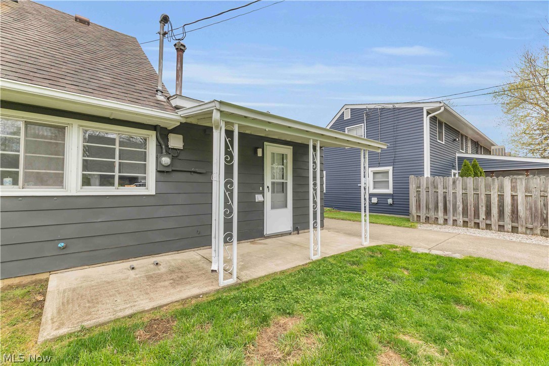 4905 Madison Avenue Sheffield Lake OH 44054