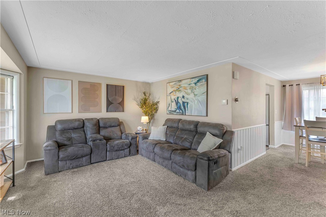 4905 Madison Avenue Sheffield Lake OH 44054