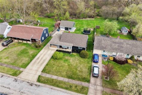4905 Madison Avenue Sheffield Lake OH 44054