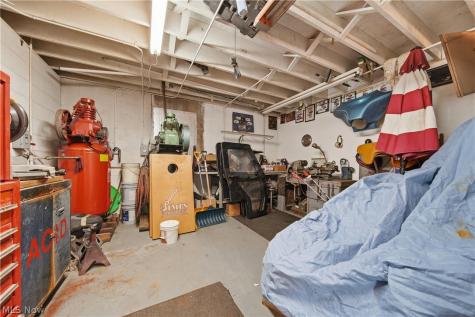 1379 S Chillicothe Road Aurora OH 44202