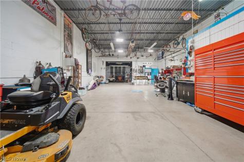 1379 S Chillicothe Road Aurora OH 44202