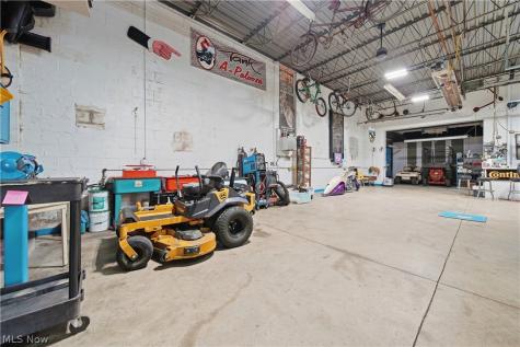 1379 S Chillicothe Road Aurora OH 44202