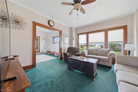 1379 S Chillicothe Road Aurora OH 44202