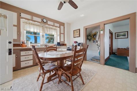 1379 S Chillicothe Road Aurora OH 44202
