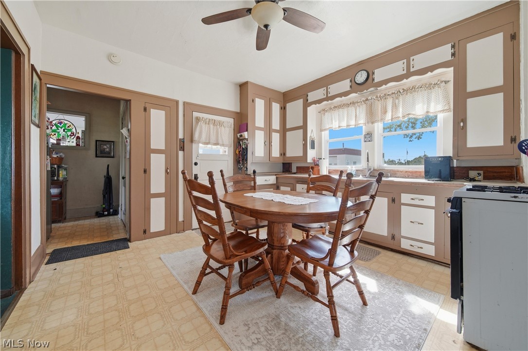 1379 S Chillicothe Road Aurora OH 44202