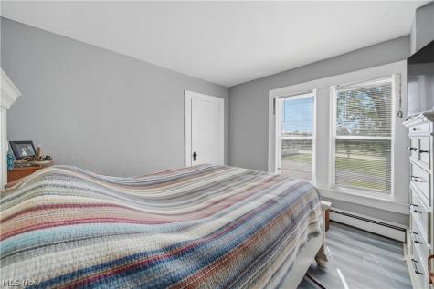 1379 S Chillicothe Road Aurora OH 44202