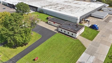 1379 S Chillicothe Road Aurora OH 44202