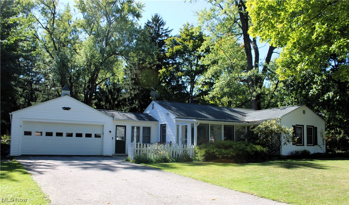 210 Downing Drive Chardon OH 44024