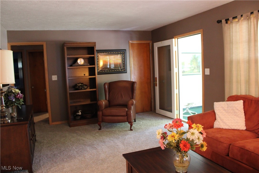 210 Downing Drive Chardon OH 44024