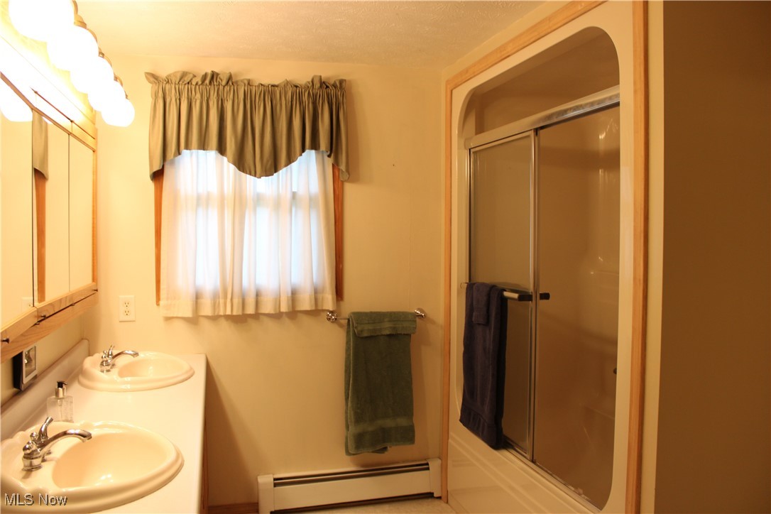 210 Downing Drive Chardon OH 44024