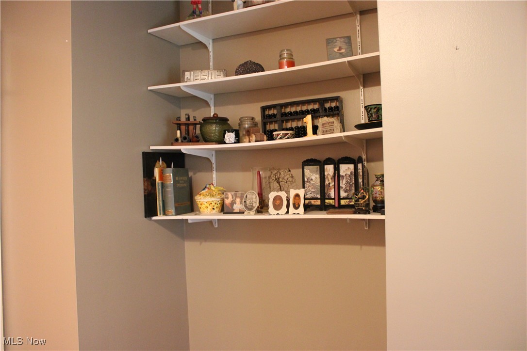 210 Downing Drive Chardon OH 44024