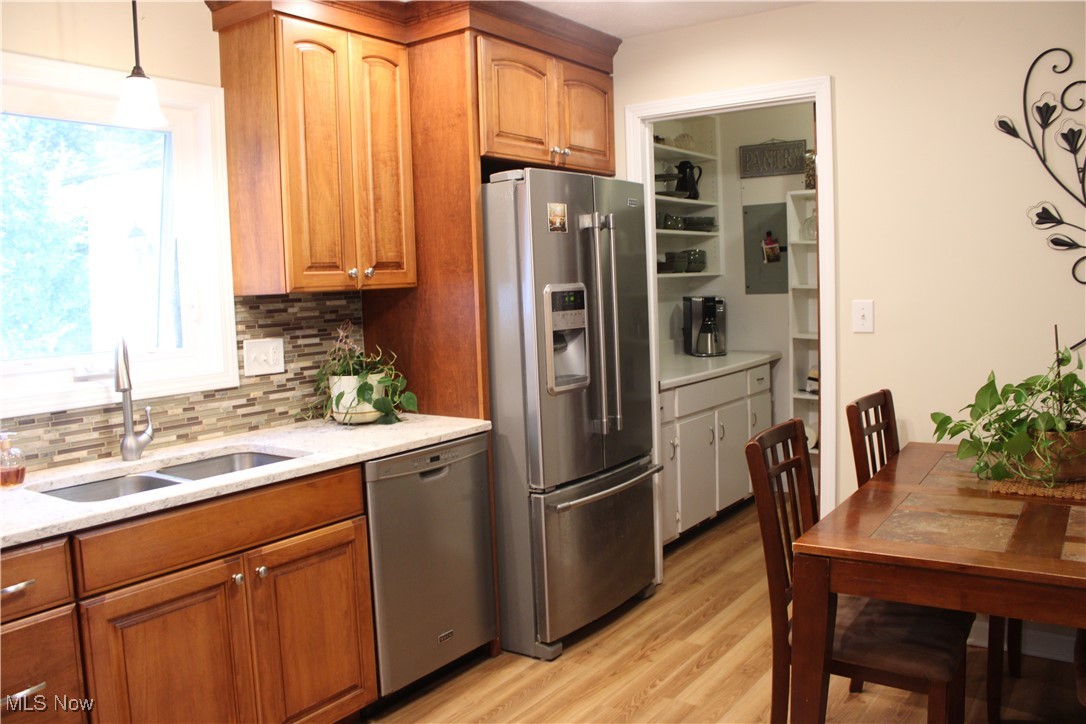 210 Downing Drive Chardon OH 44024