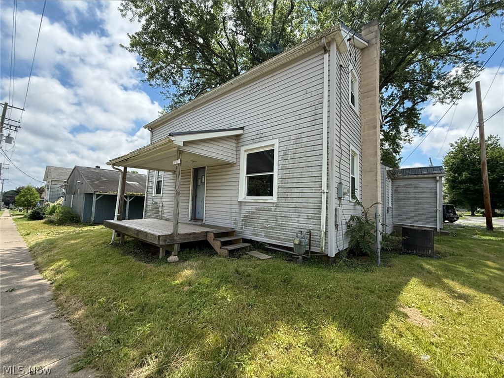 7489 W South Range Road Salem OH 44460