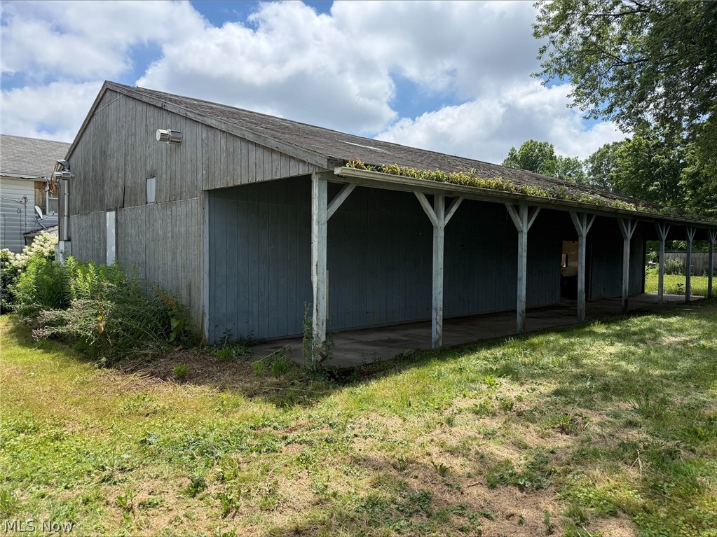 7489 W South Range Road Salem OH 44460
