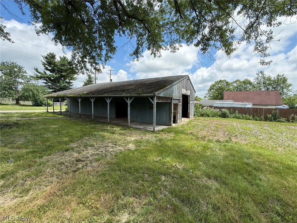 7489 W South Range Road Salem OH 44460