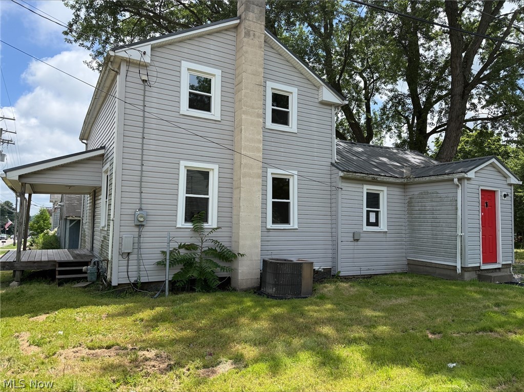 7489 W South Range Road Salem OH 44460