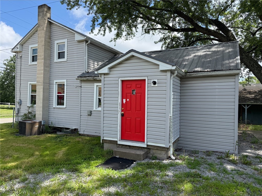7489 W South Range Road Salem OH 44460