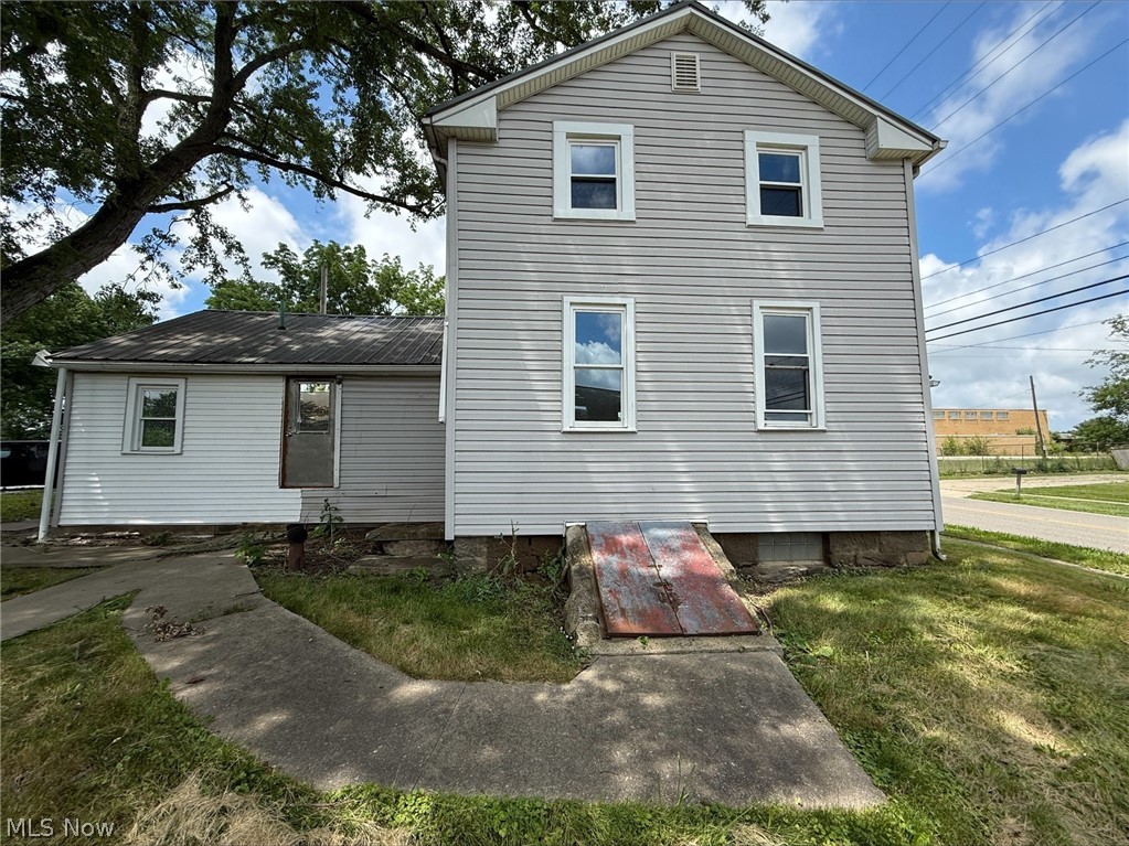 7489 W South Range Road Salem OH 44460