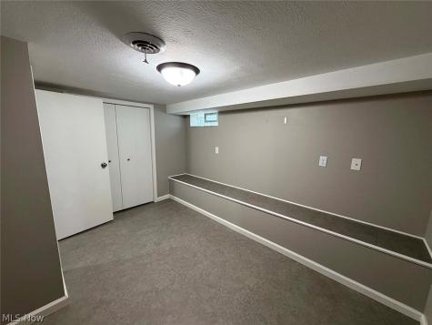 105 Pennsylvania Avenue Minerva OH 44695