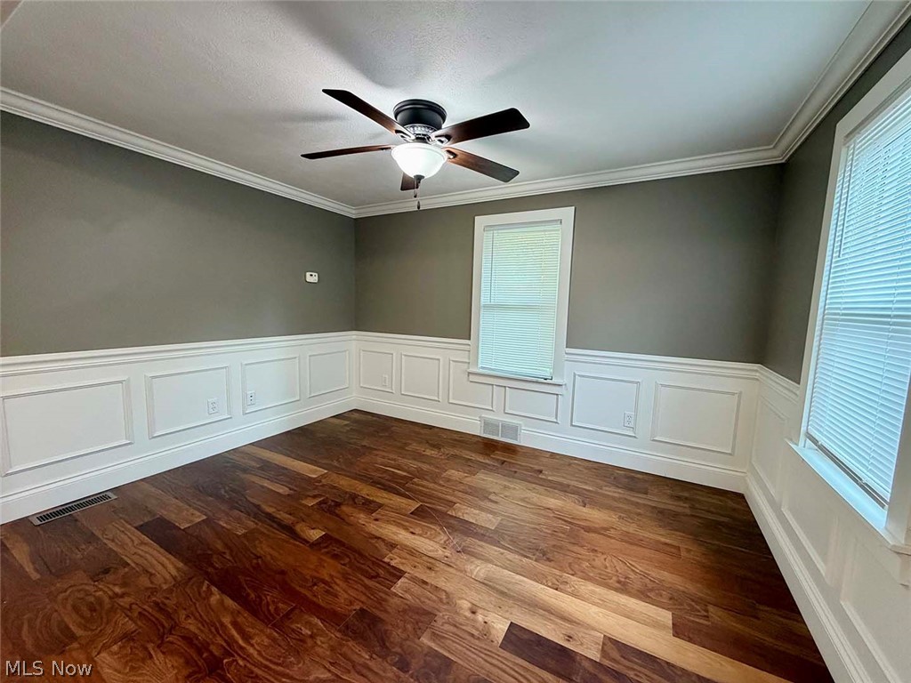 105 Pennsylvania Avenue Minerva OH 44695