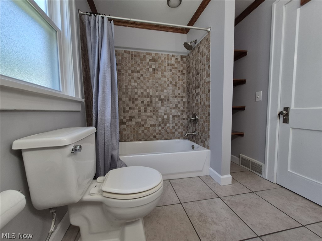 24 Mulwal Drive Painesville OH 44077