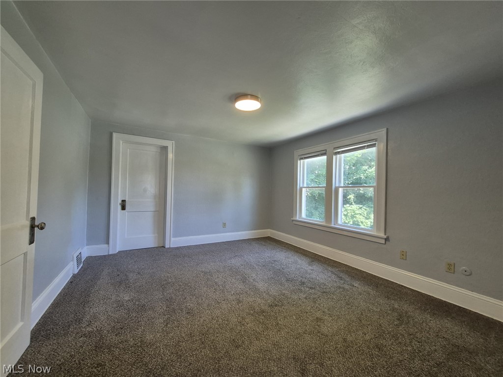 24 Mulwal Drive Painesville OH 44077