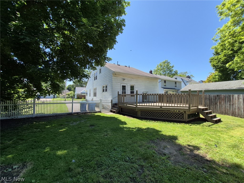 24 Mulwal Drive Painesville OH 44077