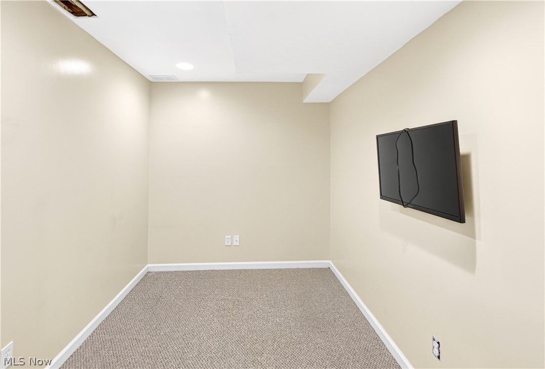 632 Sovereign Lane Medina OH 44256