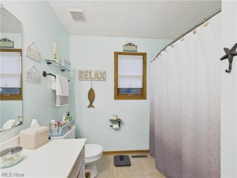 105 Rodeo Circle Louisville OH 44641