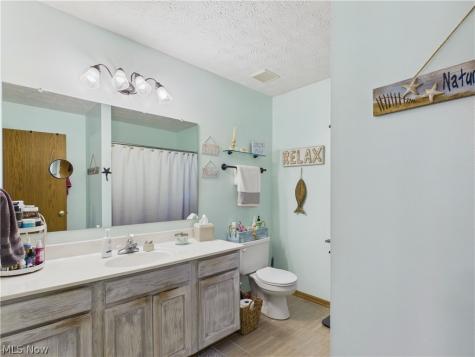 105 Rodeo Circle Louisville OH 44641