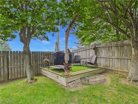 105 Rodeo Circle Louisville OH 44641
