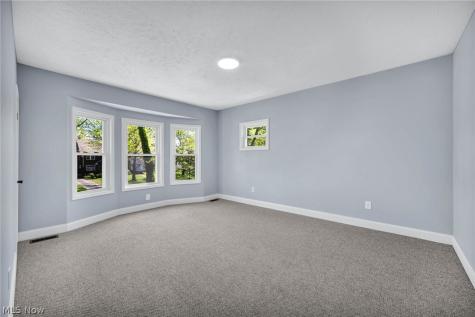 2172 West Boulevard Cleveland OH 44102