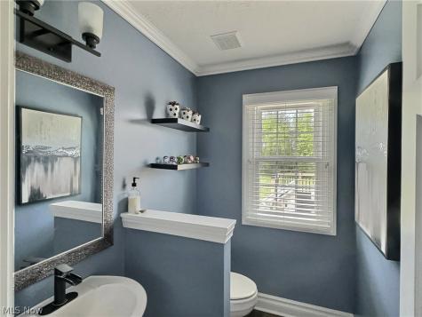 10234 Questa Court Wadsworth OH 44281