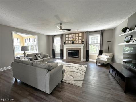 10234 Questa Court Wadsworth OH 44281