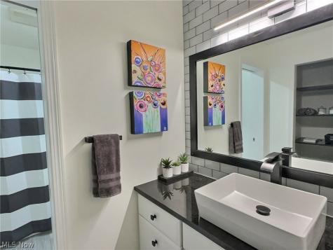 10234 Questa Court Wadsworth OH 44281