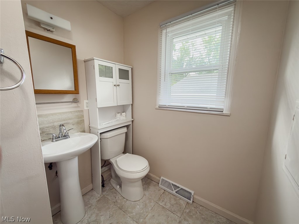 890 Independence Avenue Akron OH 44310