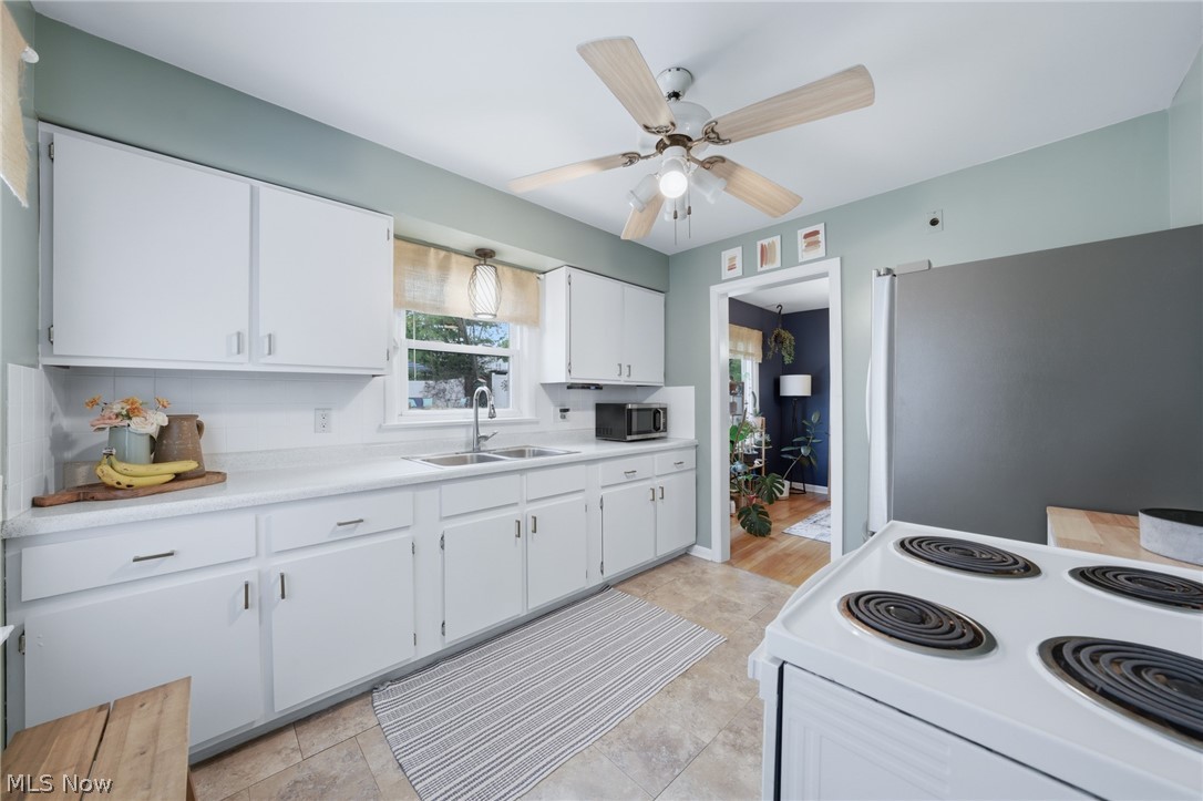 1824 Sackett Avenue Cuyahoga Falls OH 44223
