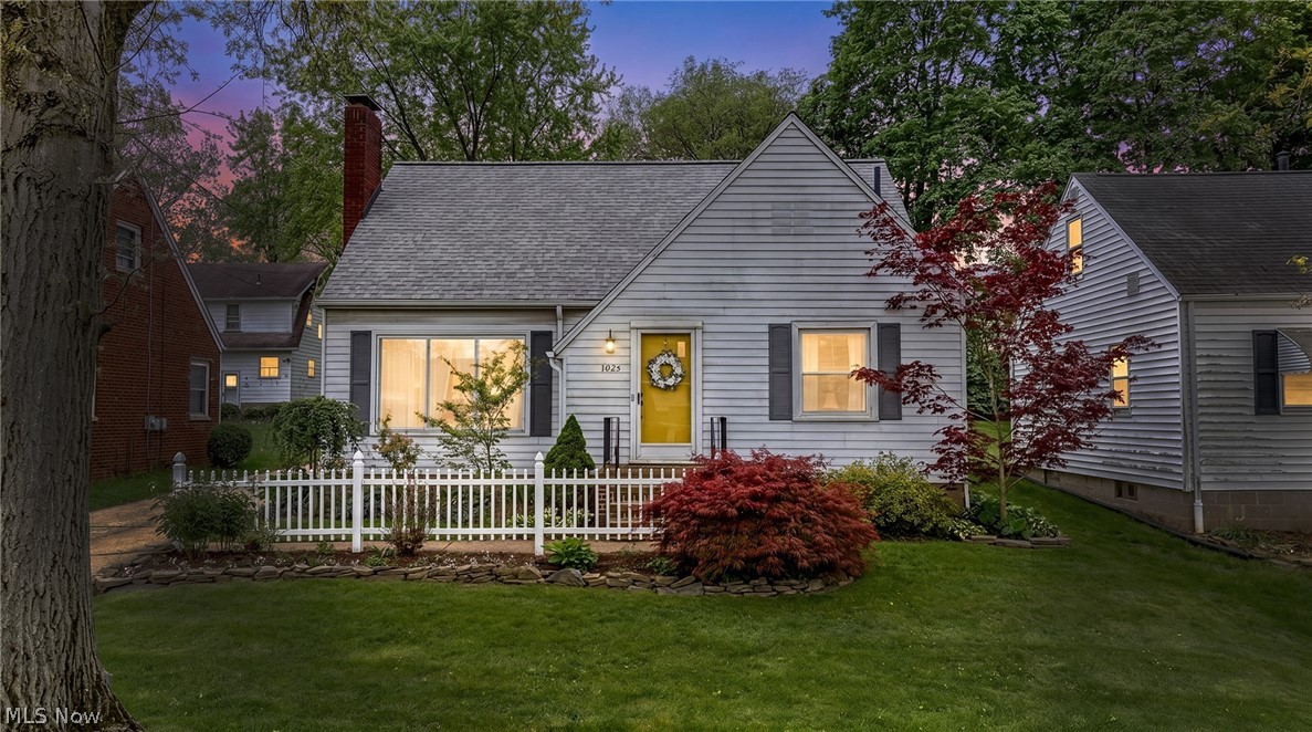 1824 Sackett Avenue Cuyahoga Falls OH 44223