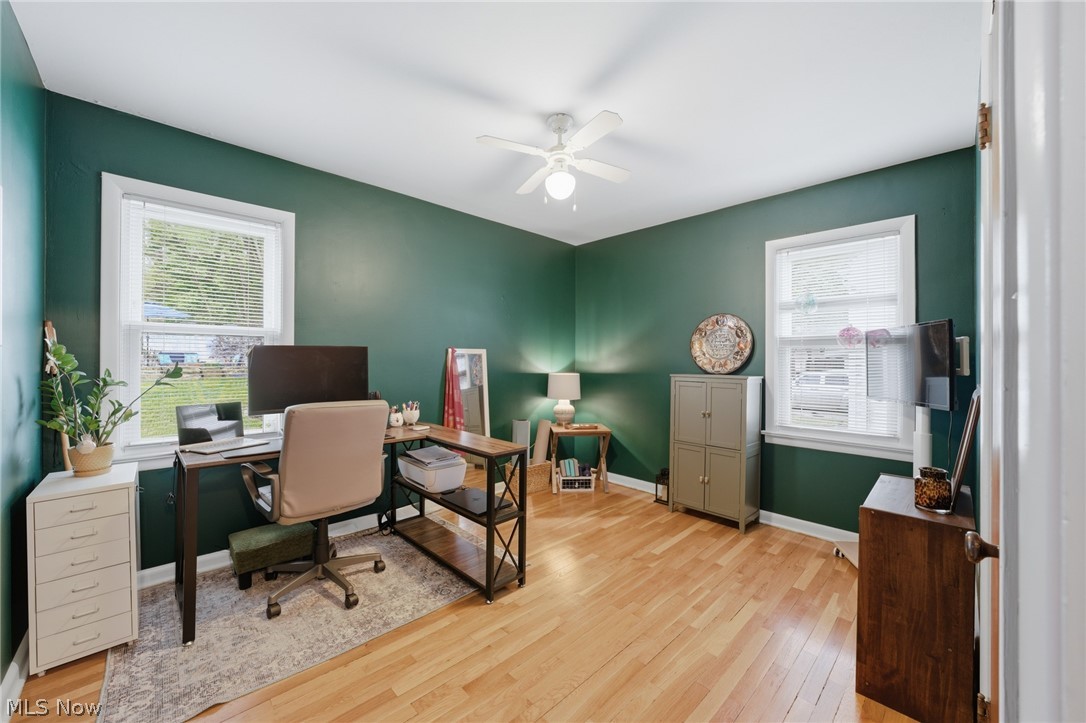 1824 Sackett Avenue Cuyahoga Falls OH 44223