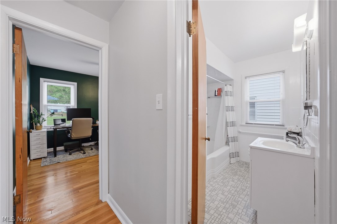 1824 Sackett Avenue Cuyahoga Falls OH 44223