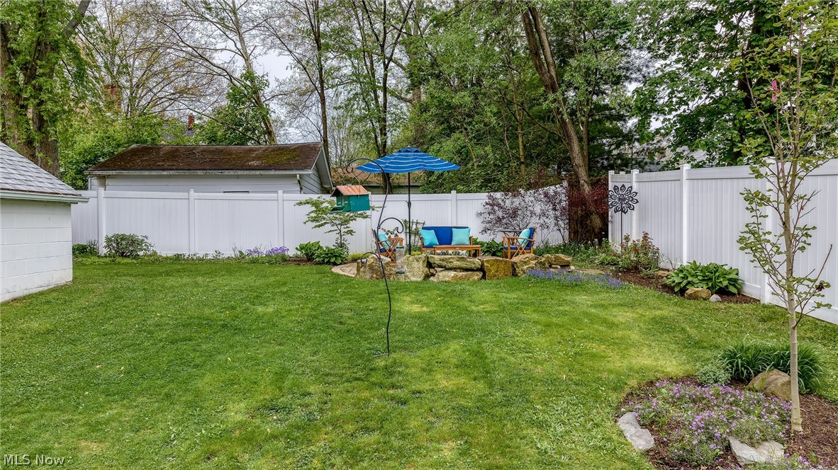 1824 Sackett Avenue Cuyahoga Falls OH 44223