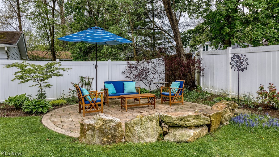 1824 Sackett Avenue Cuyahoga Falls OH 44223