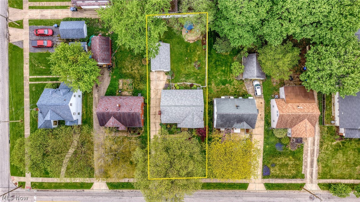 1824 Sackett Avenue Cuyahoga Falls OH 44223