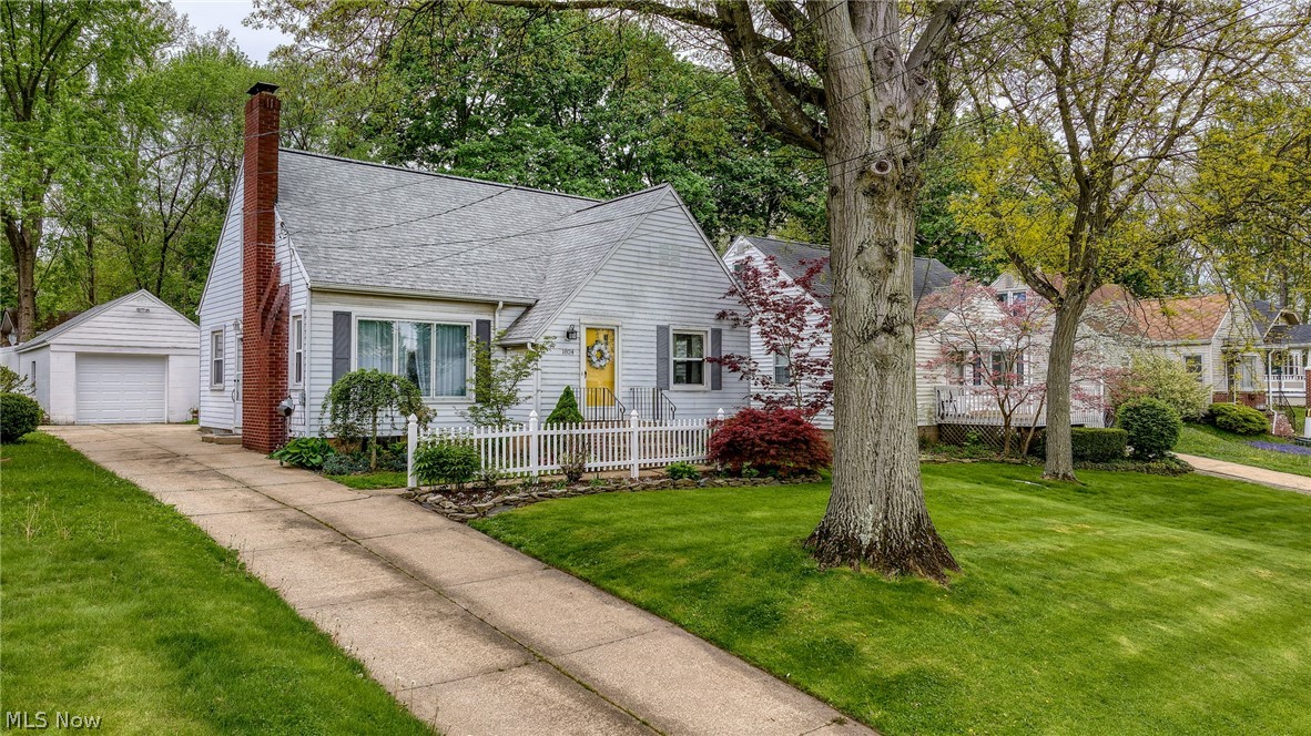 1824 Sackett Avenue Cuyahoga Falls OH 44223