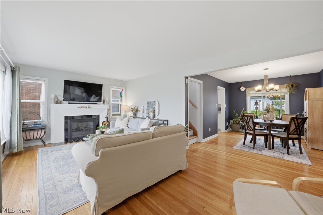 1824 Sackett Avenue Cuyahoga Falls OH 44223