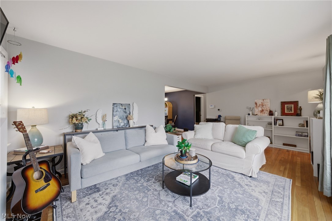 1824 Sackett Avenue Cuyahoga Falls OH 44223