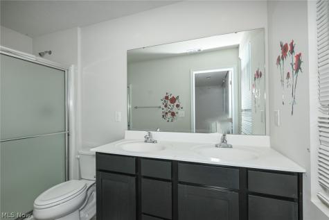3220 Sunny Brook Drive Akron OH 44312